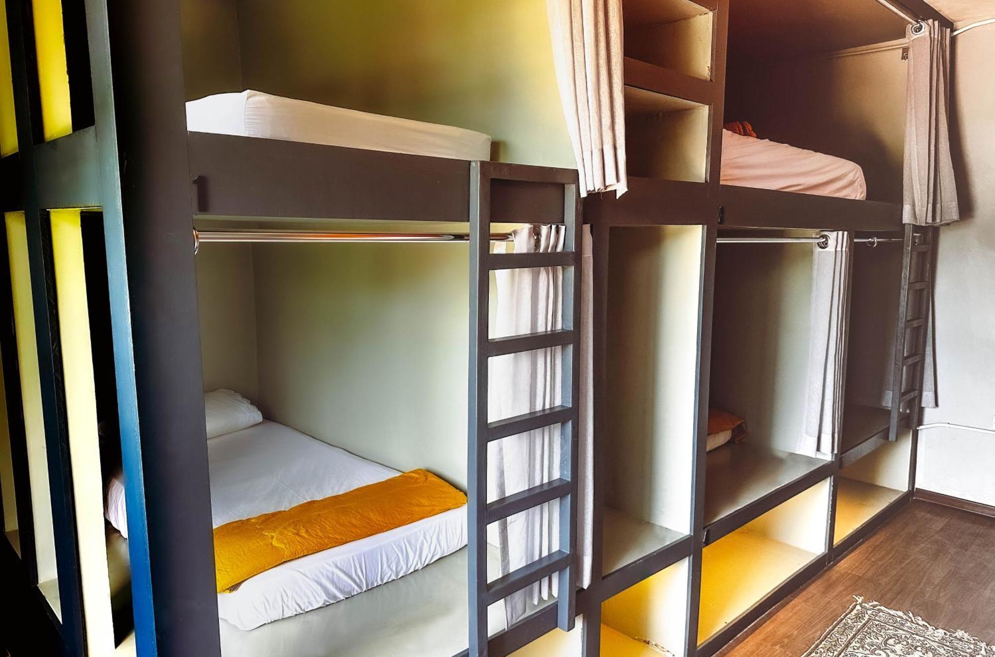 Arch Dormitorio Cenang Pantai Cenang  Luaran gambar