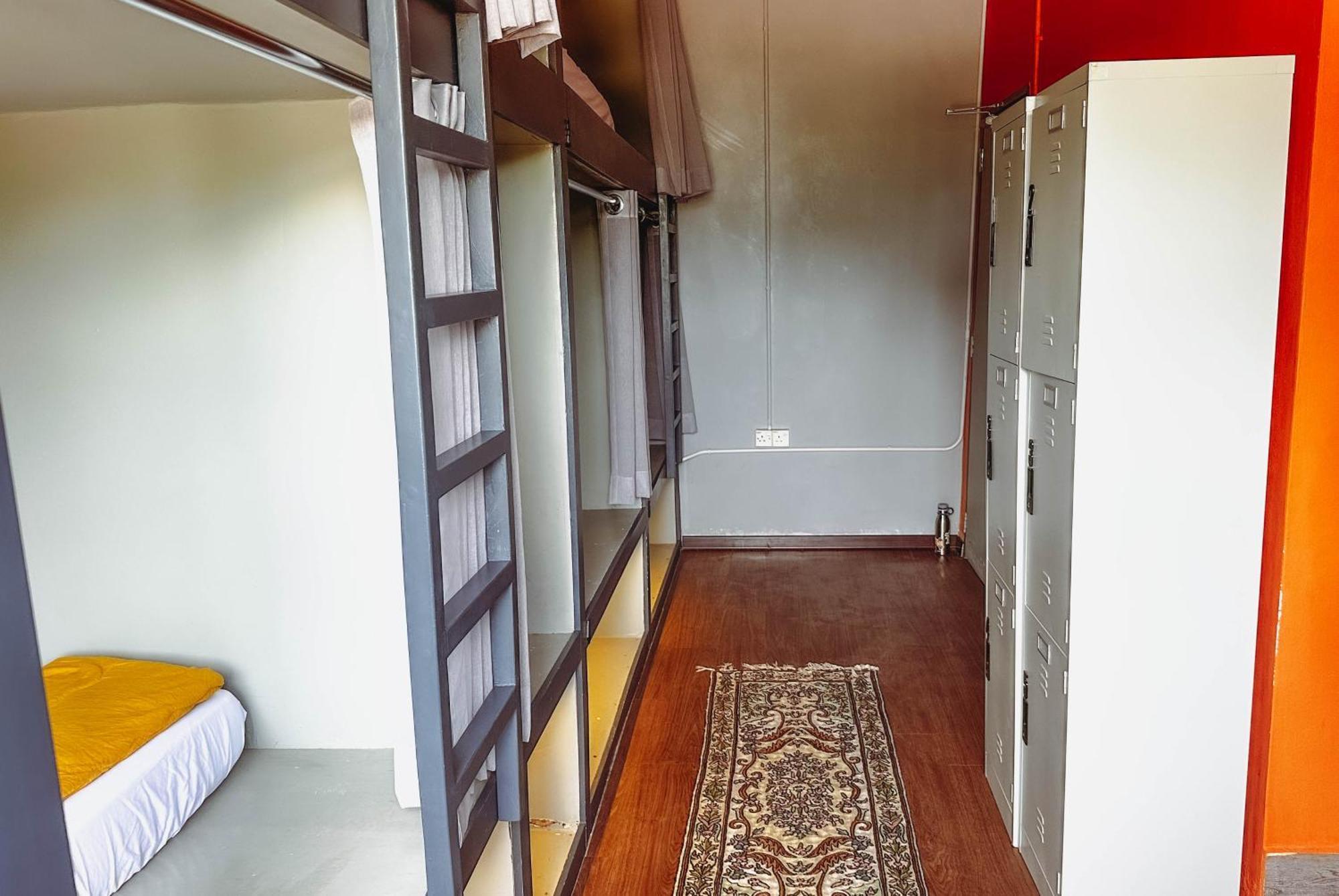 Arch Dormitorio Cenang Pantai Cenang  Luaran gambar