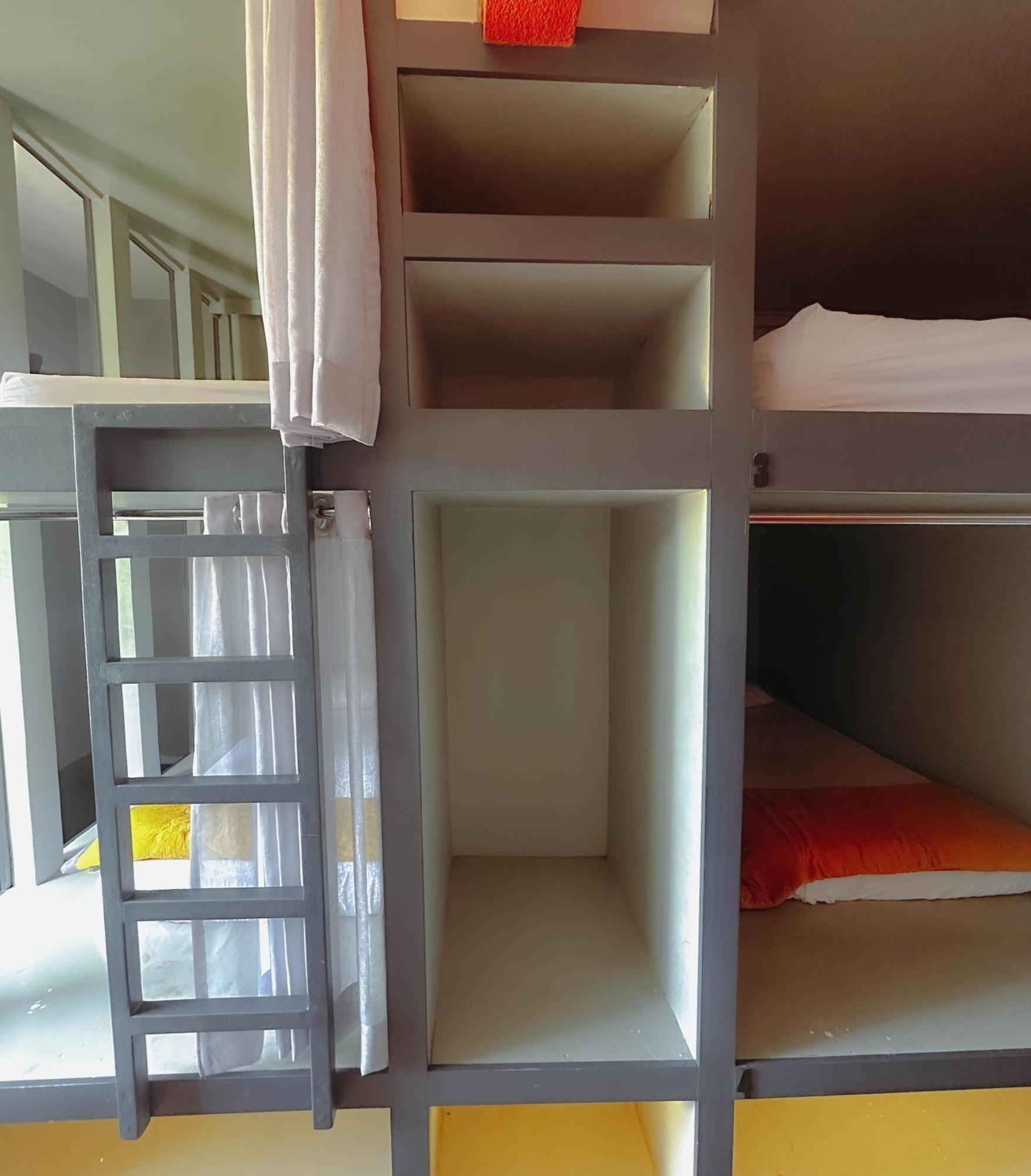 Arch Dormitorio Cenang Pantai Cenang  Luaran gambar