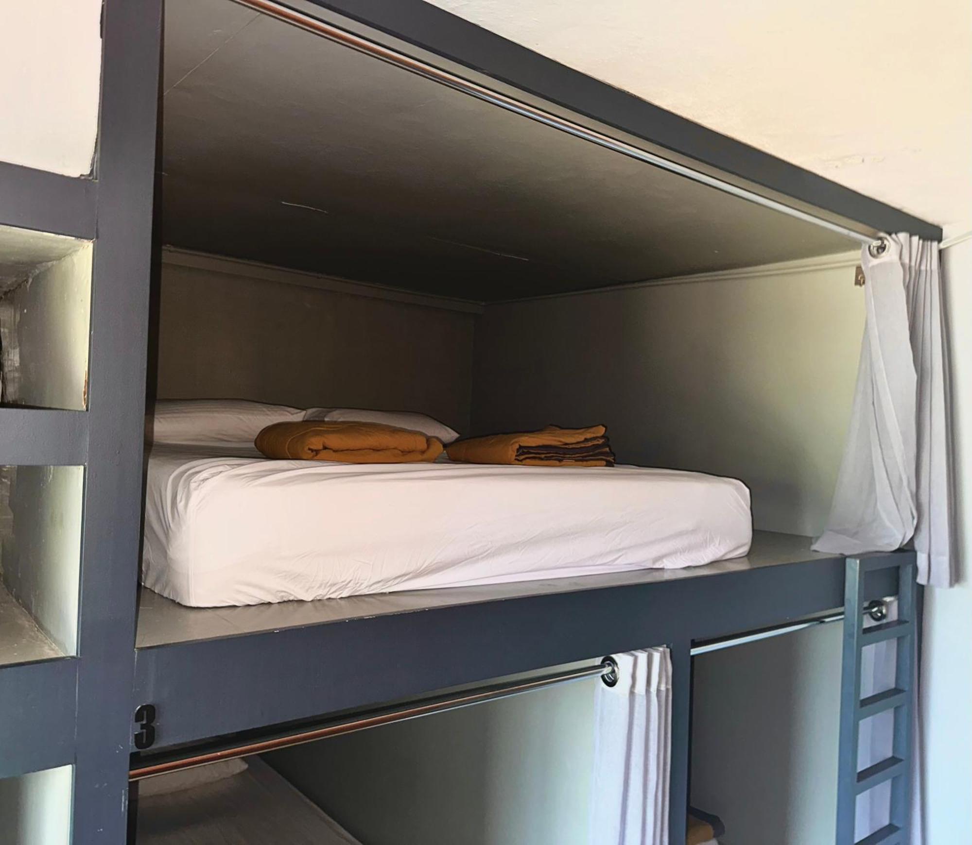 Arch Dormitorio Cenang Pantai Cenang  Luaran gambar